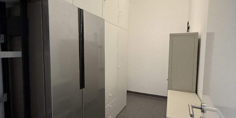 Hauswirtschaftsraum inkl. Waschmaschine und Trockneranschluß