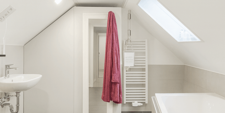 Badezimmer DG Nutzfläche