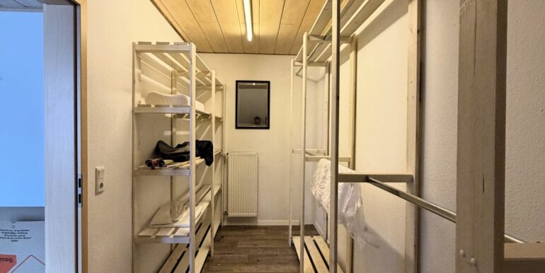 Begehbarer Kleiderschrank DG