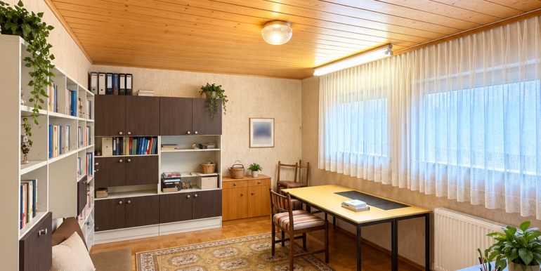 Büro KG
