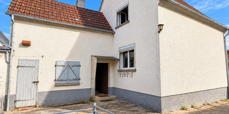 Anbau und Seitenansicht