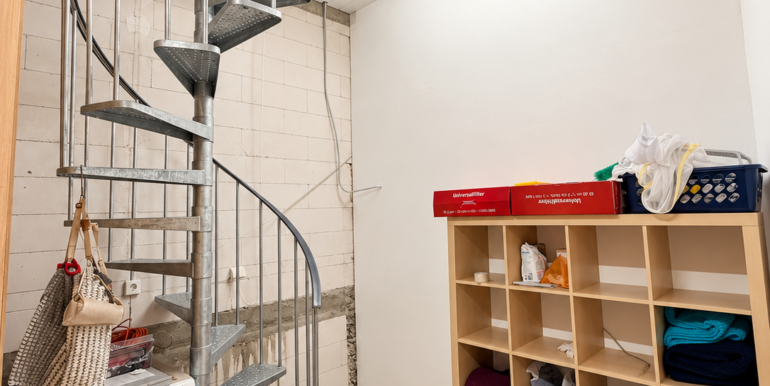 Treppe zum Speicher